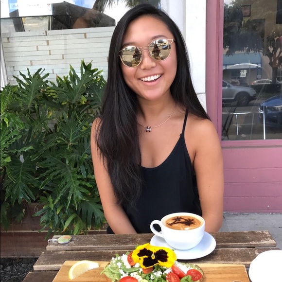 Meet your posher, Morgan ❤️ - Picture 2 of 2